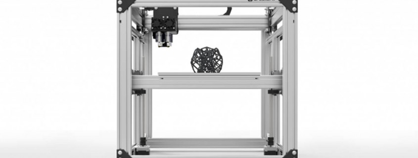 CreateAll 工業味濃厚的大尺寸多合一3D打印機