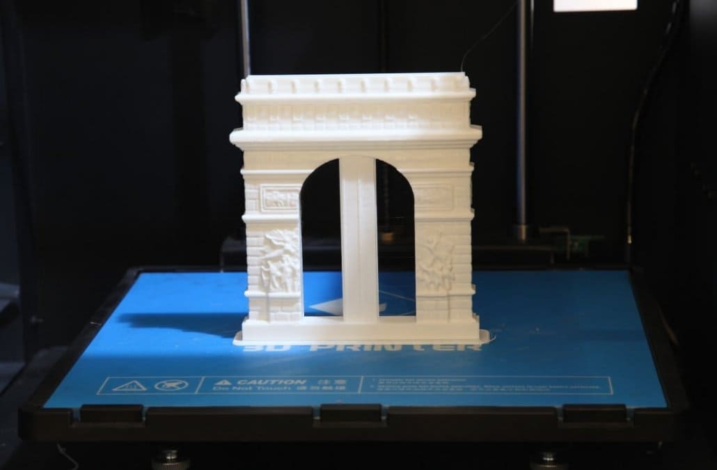 結合3D打印，3D掃描及真空成型技術製作獨一無二高質相框