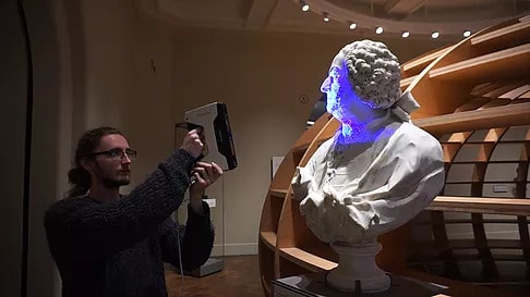 利用3D掃描器幫助建立雕塑數碼博物館
