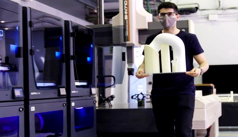 借助3D打印機和智能物料櫃的來提高生產效率？1