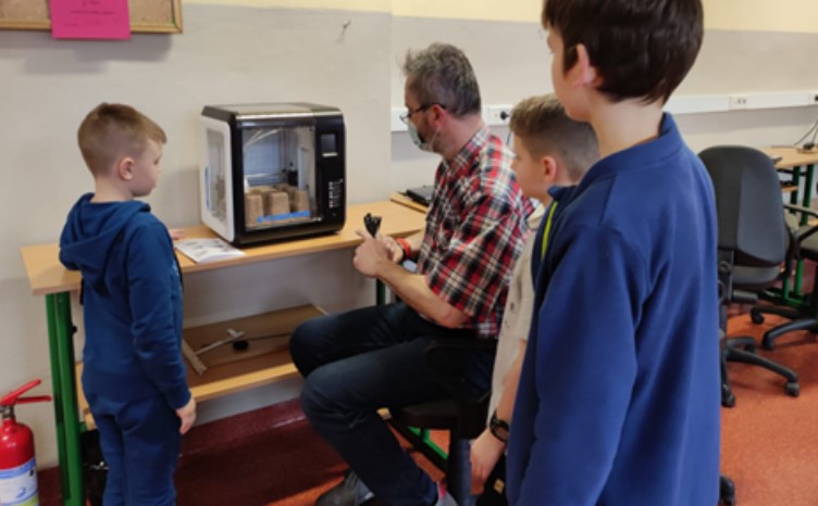 3D 打印世代的STEAM 教育項目是怎樣